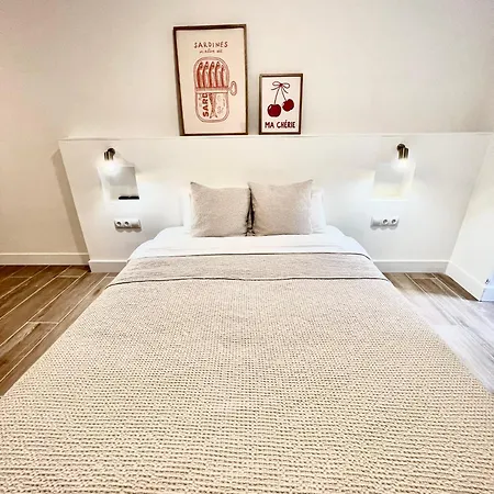 Albergue Miguel Angel Madrid Buitenkant foto