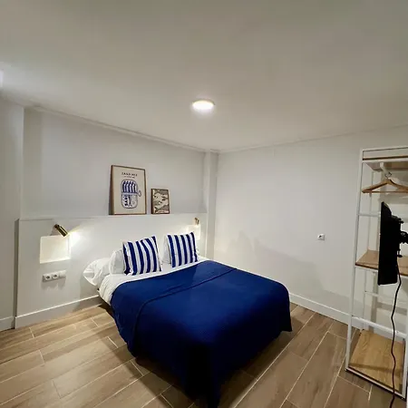 Albergue Miguel Angel Madrid Buitenkant foto